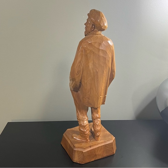 Vintage Quebec Folk Art Old Man Wood Sculpture signed by artist - Picture 8 of 15
